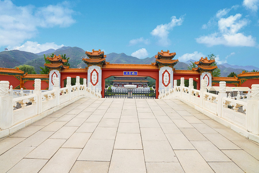 天壽陵園