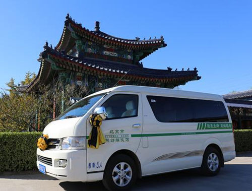 靈車