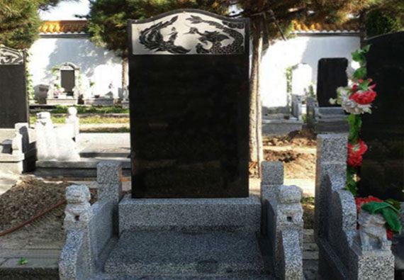 基本墓型:雙穴龍鳳碑