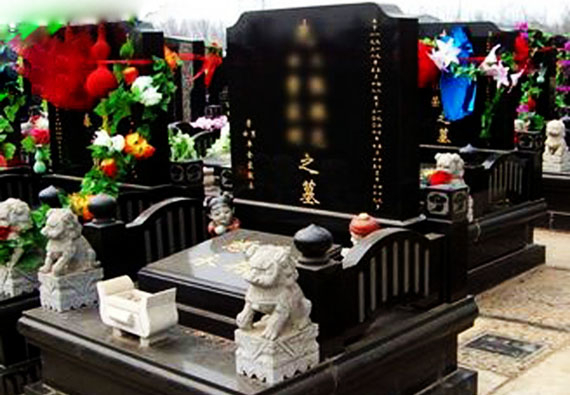 基本墓型:立式常規(guī)墓