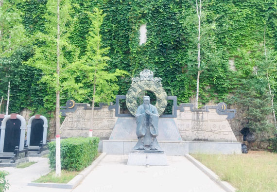 萬壽園A區(qū):萬壽碑