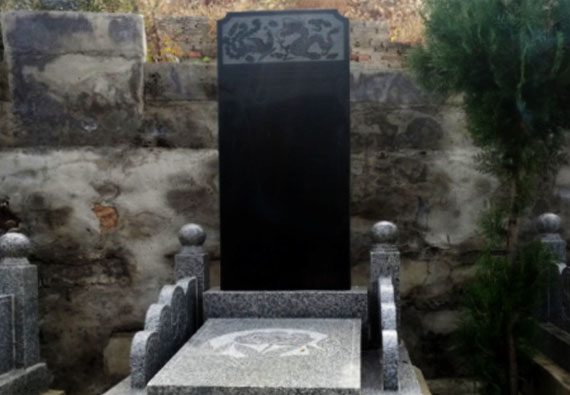溪靜園:花崗巖龍鳳碑2