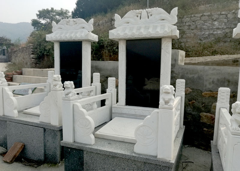 天府園:漢白玉雙龍碑
