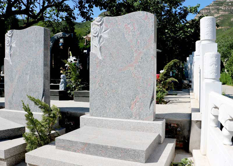 德馨苑:花開(kāi)富貴碑