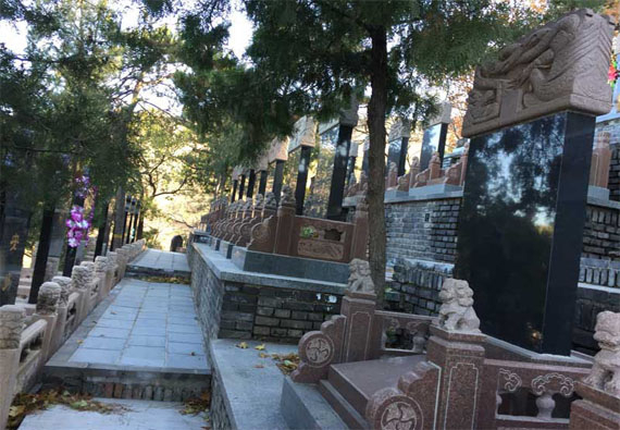 雙龍碑